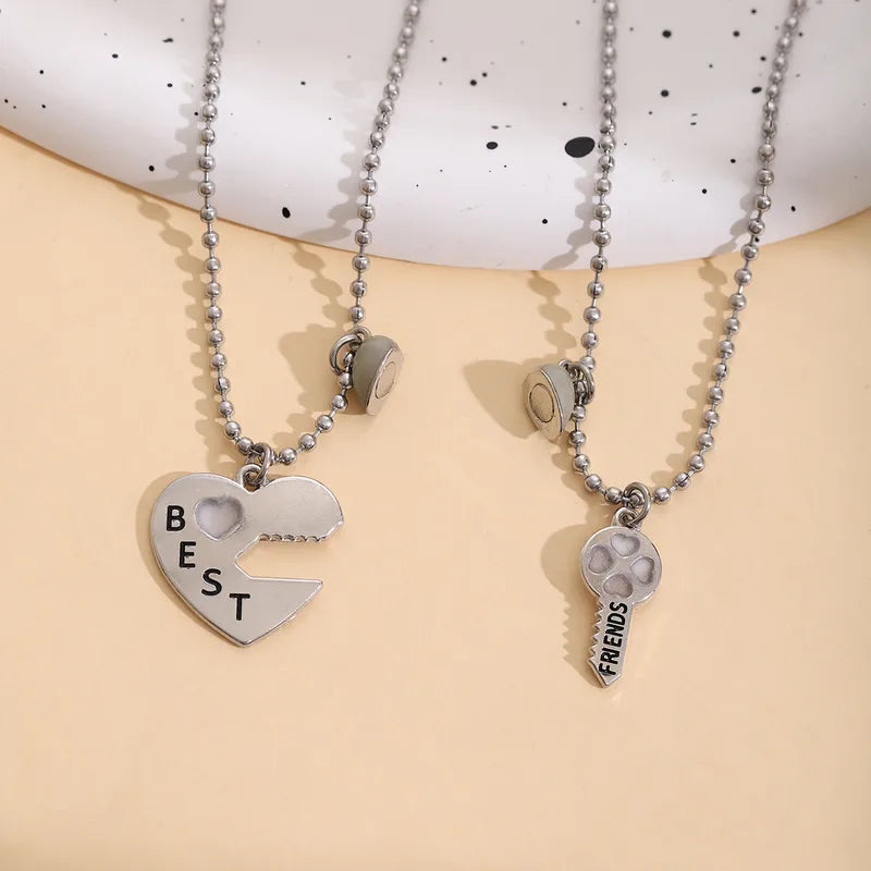 Set of 2 Friendship Necklaces Chains - Heart and Key - BFF Best Friends Forever - Pendant - Lovers Couple Silver Stainless Steel
