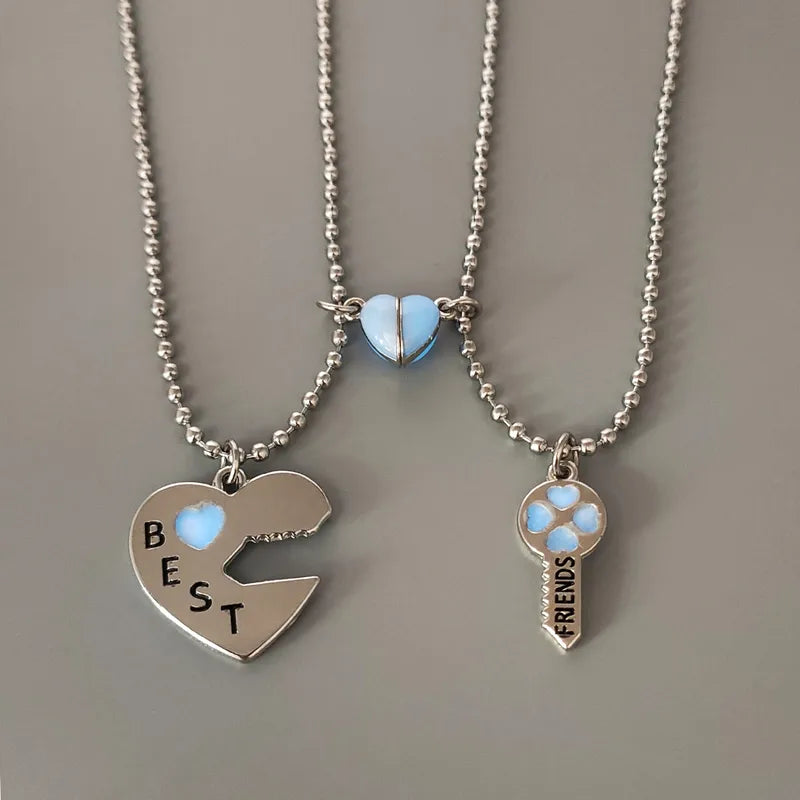 Set of 2 Friendship Necklaces Chains - Heart and Key - BFF Best Friends Forever - Pendant - Lovers Couple Silver Stainless Steel