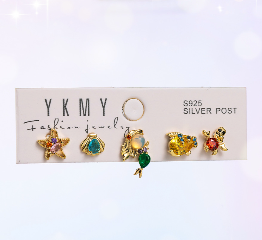 Ensemble de 5 Boucles Oreilles - Cuivre Zircon Plaqué Or - Princesses - Mignon Conte de Fée Dessin Animé