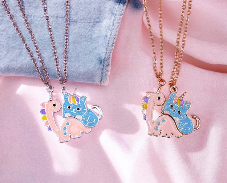 CHILD - Set of 2 Cute Unicorn Cat Dinosaur Friendship Necklaces - BFF Best Friends Forever - Fantasy - Magnetic Pendant