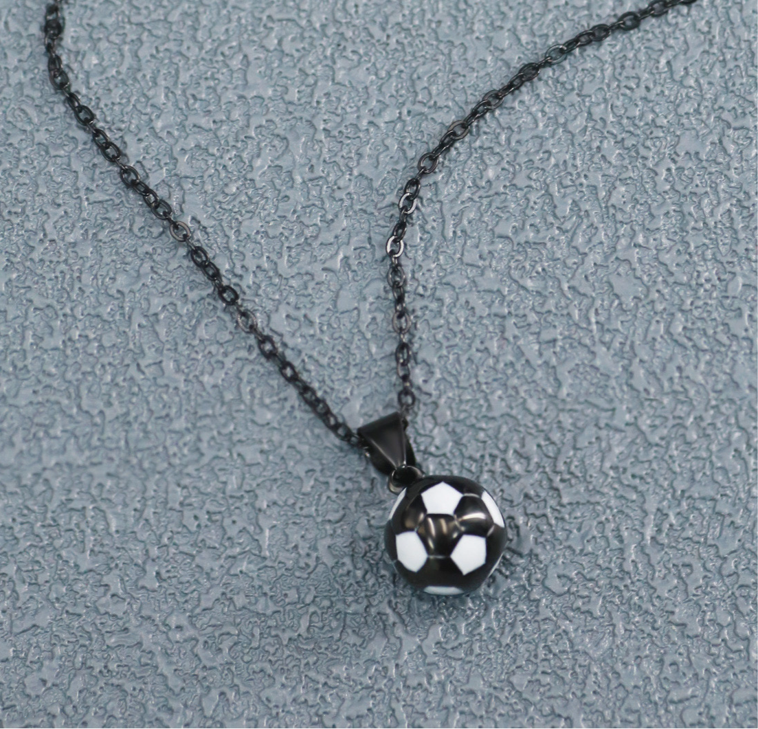 Collier avec Pendantif Ballon de Football - Fantaisie - Sport - Chaine Argenté ou Doré