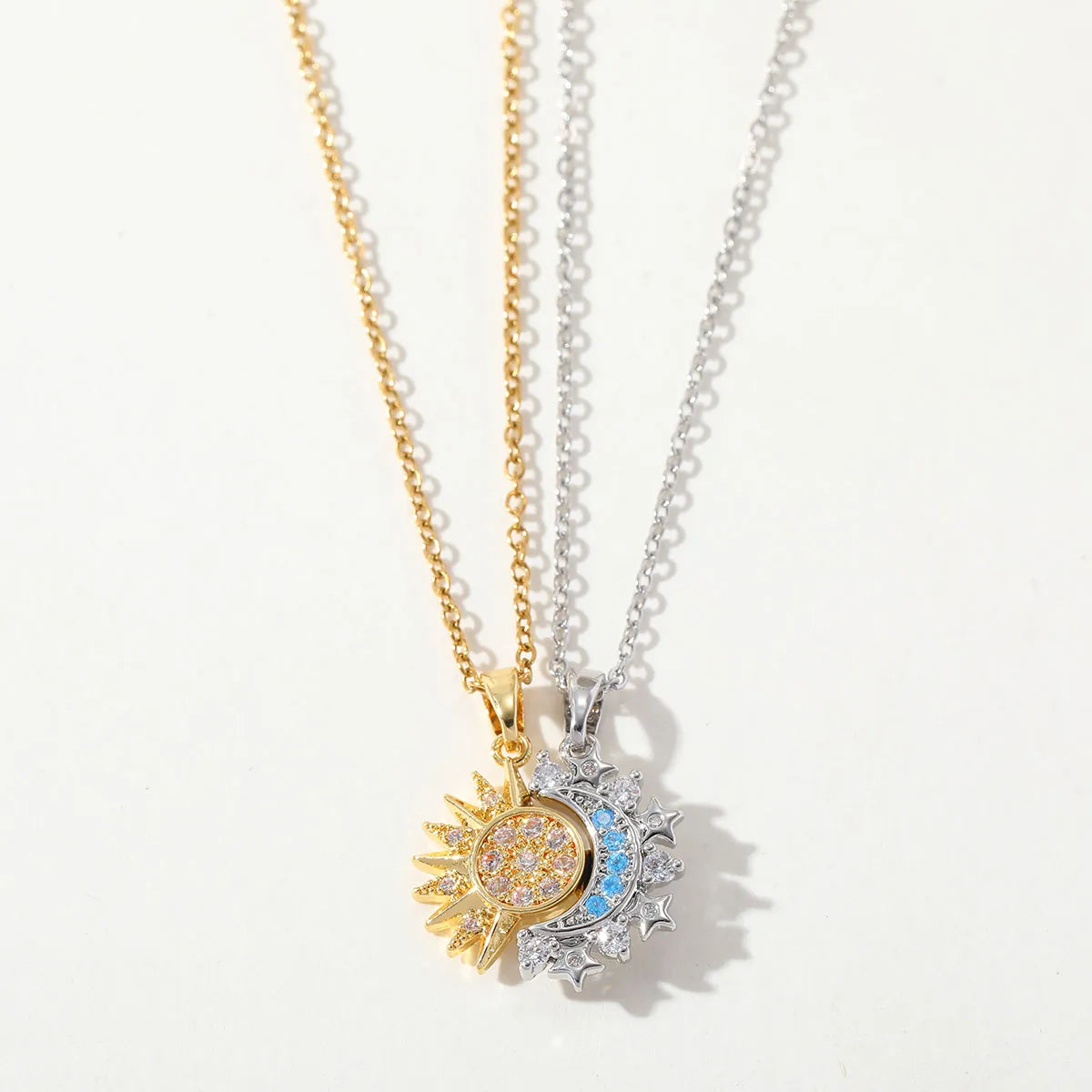 CHILDREN - Set of 2 Friendship Necklace Chains - BFF Best Friends Forever - Fancy - Magnetic Pendant