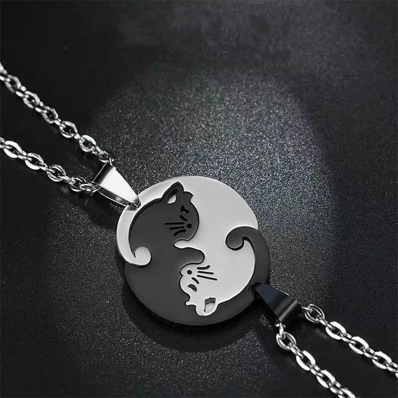 Lot de 2 Colliers D'amitié - Chats Entrelacés en Forme Coeur ou Rond - BFF - Best Friends Forever - Amoureux Couple - Acier Inoxydable - Amoureux des Chats