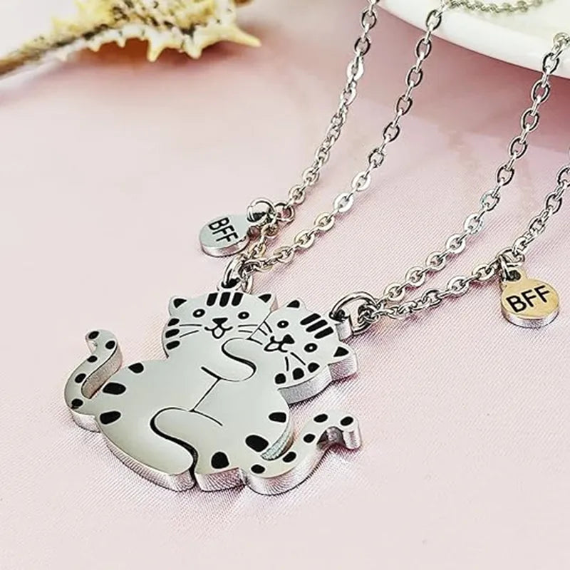Set of 2 Friendship Necklaces Chains - Intertwined Cats - BFF Best Friends Forever - Pendant - Lovers Couple Silver Stainless Steel - Jewelry to share - Cat Lovers