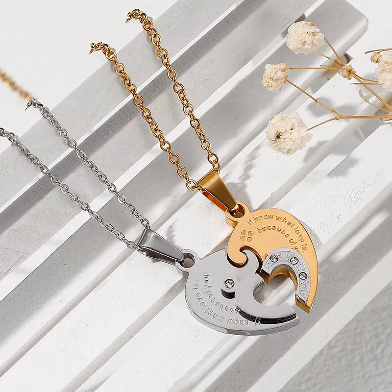 Lot de 2 Colliers - Coeur qui s’assemblent - BFF - Best Friends Forever - Amoureux Couple Amitié - Acier Inoxydable