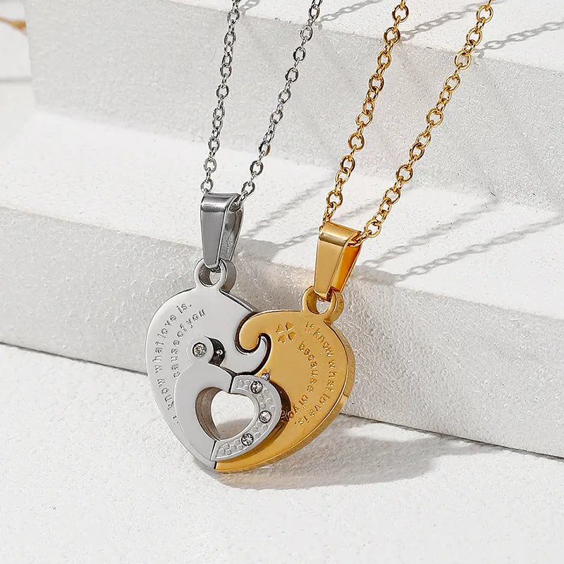 Lot de 2 Colliers - Coeur qui s’assemblent - BFF - Best Friends Forever - Amoureux Couple Amitié - Acier Inoxydable