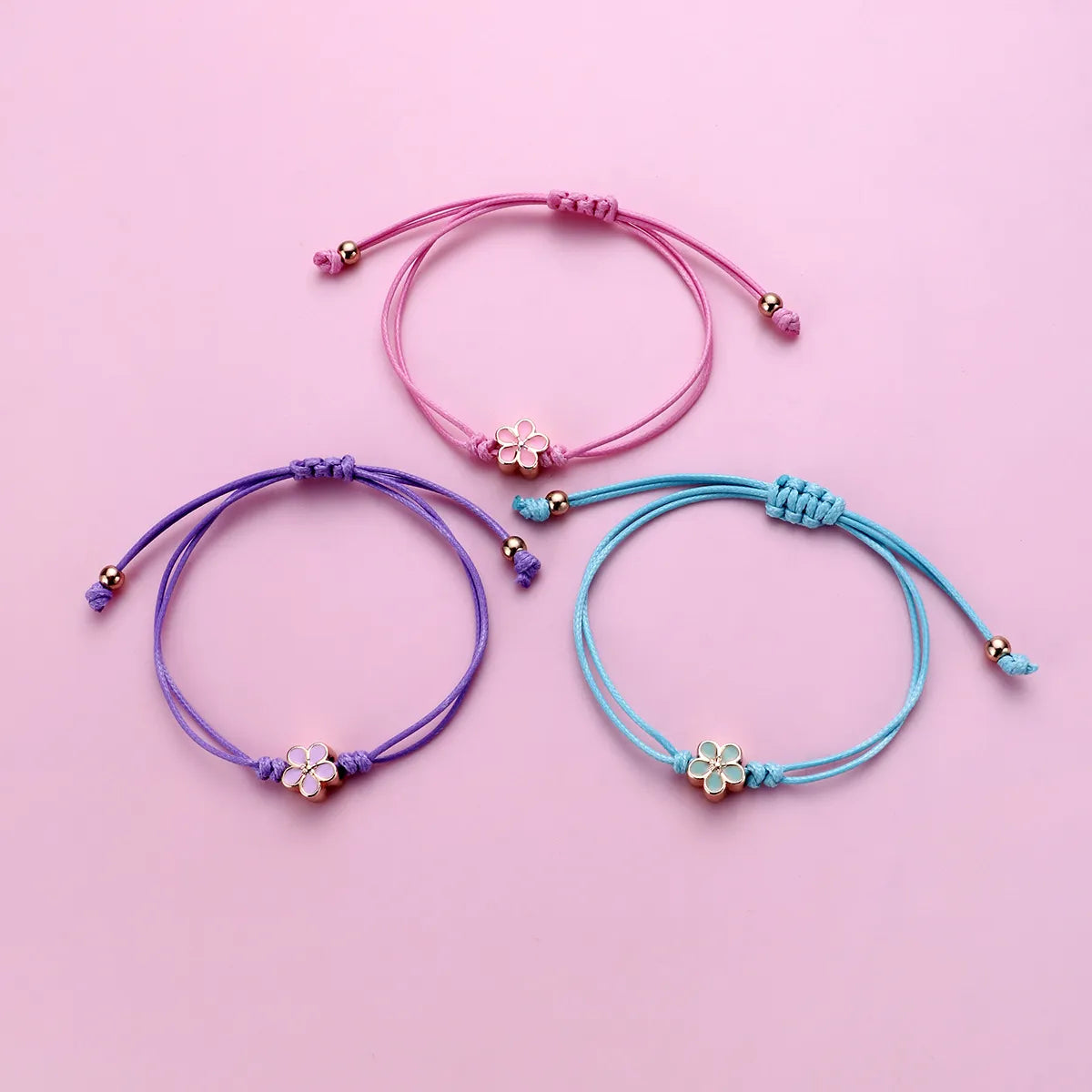Lot de 3 Bracelets Cordon Réglable avec Carte - Petite Fleur Couleurs Pastels - Mignon