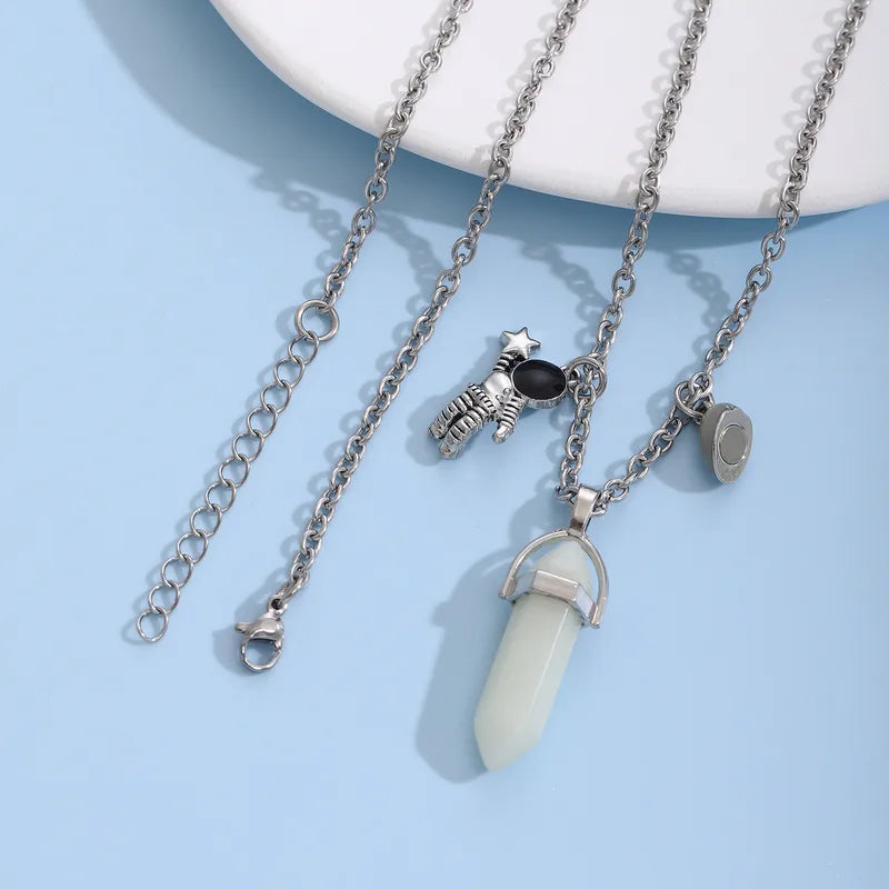 Set of 2 Friendship Necklaces Chains - Hip Hop Astronaut - BFF Best Friends Forever - Fantasy - Heart Magnetic Pendant - Lovers Couple
