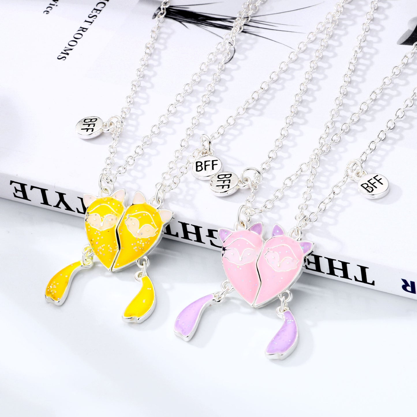 CHILD - Set of 2 Cute Fox Friendship Necklaces - BFF Best Friends Forever - Fantasy - Magnetic Pendant