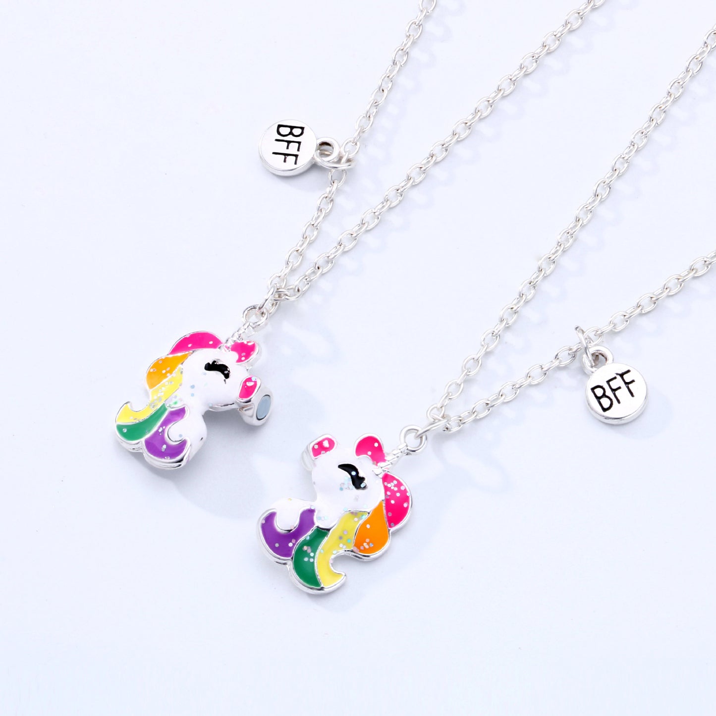 CHILD - Set of 2 Unicorn Friendship Necklaces - BFF Best Friends Forever - Fantasy - Magnetic Pendant