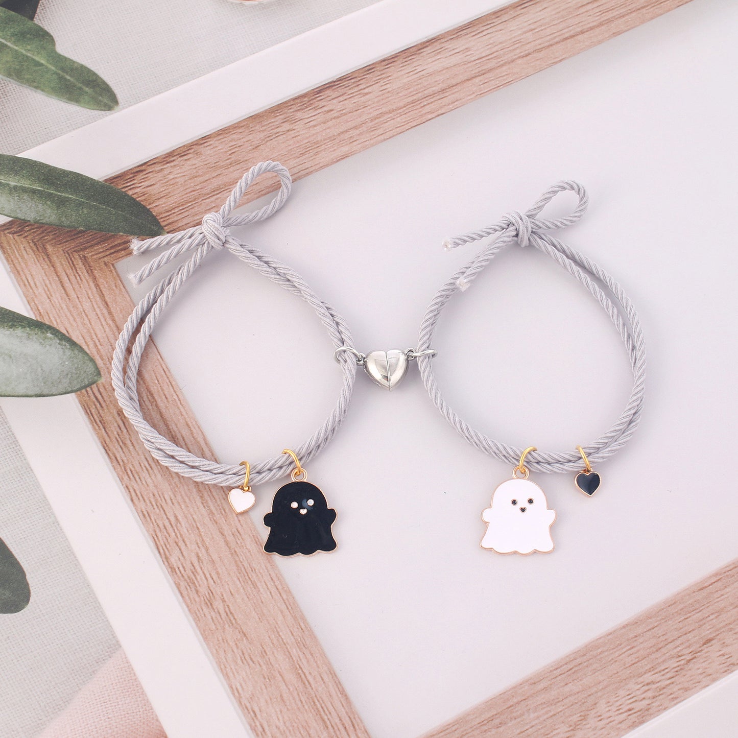Lot de 2 Bracelets D'amitié Cordon Elastique - Petit Fantôme - BFF - Best Friends Forever - Fantaisie - Pendentif Aimanté Coeur