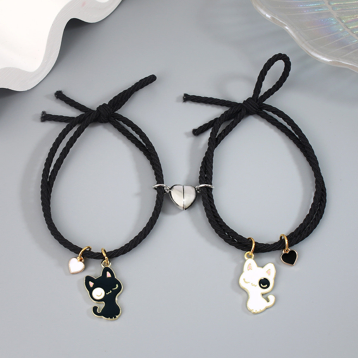 CHILD - Set of 2 Elastic Cord Friendship Bracelets Little Cat - BFF Best Friends Forever - Fantasy - Magnetic Pendant