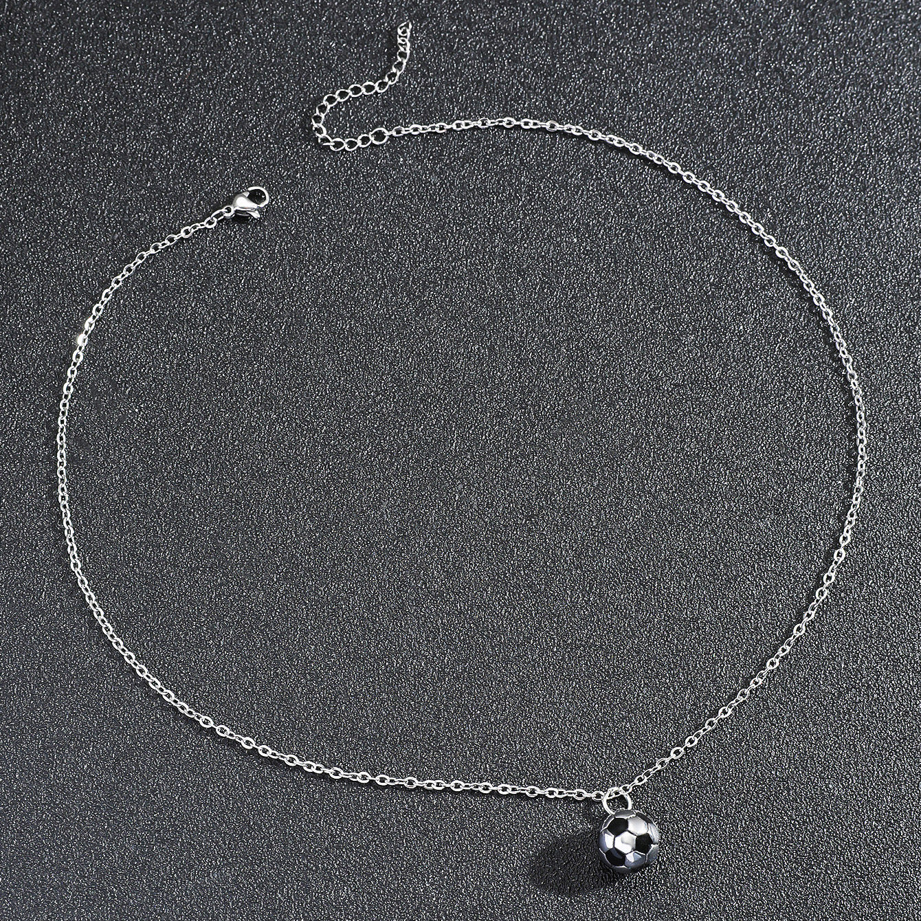 Collier avec Pendantif Ballon de Football - Fantaisie - Sport - Chaine Argenté ou Doré