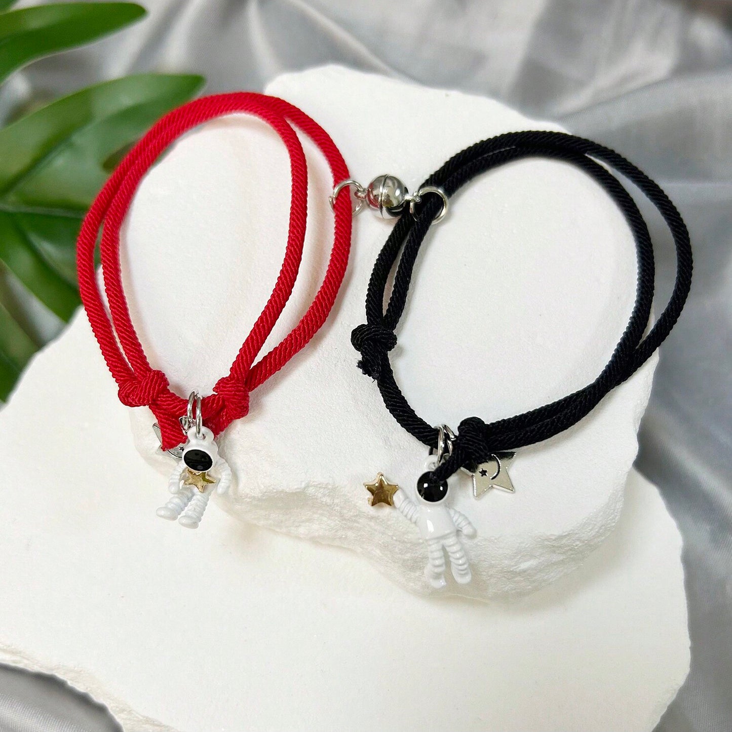 Set aus 2 verstellbaren Freundschaftsarmbändern mit Kordel, Best Friends Astronaut – BFF Best Friends Fantasy – magnetischer Herzanhänger – Liebespaar