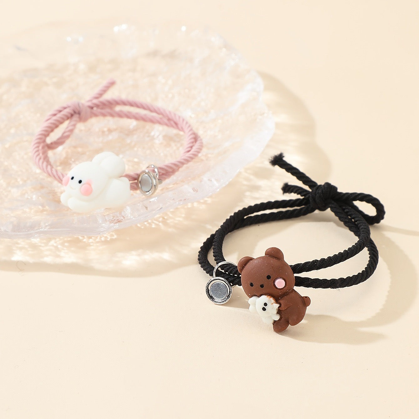 KINDER – Set mit 2 elastischen Kordel-Freundschaftsarmbändern, Teddybär-Kaninchen – BFF, beste Freunde für immer – Fantasie – magnetischer Anhänger