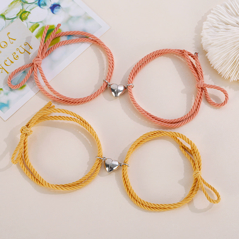 CHILD - Set of 2 Adjustable Cord Bracelets Best Friends - BFF Best Friends - Fantasy - Magnetic Heart Pendant - Lovers - Couple
