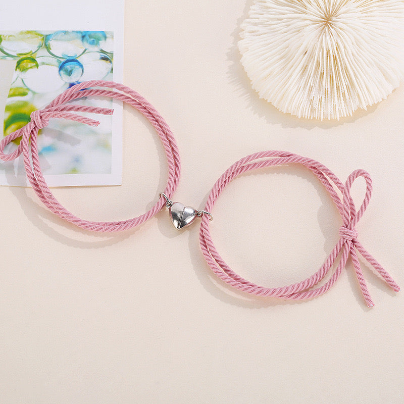 CHILD - Set of 2 Adjustable Cord Bracelets Best Friends - BFF Best Friends - Fantasy - Magnetic Heart Pendant - Lovers - Couple