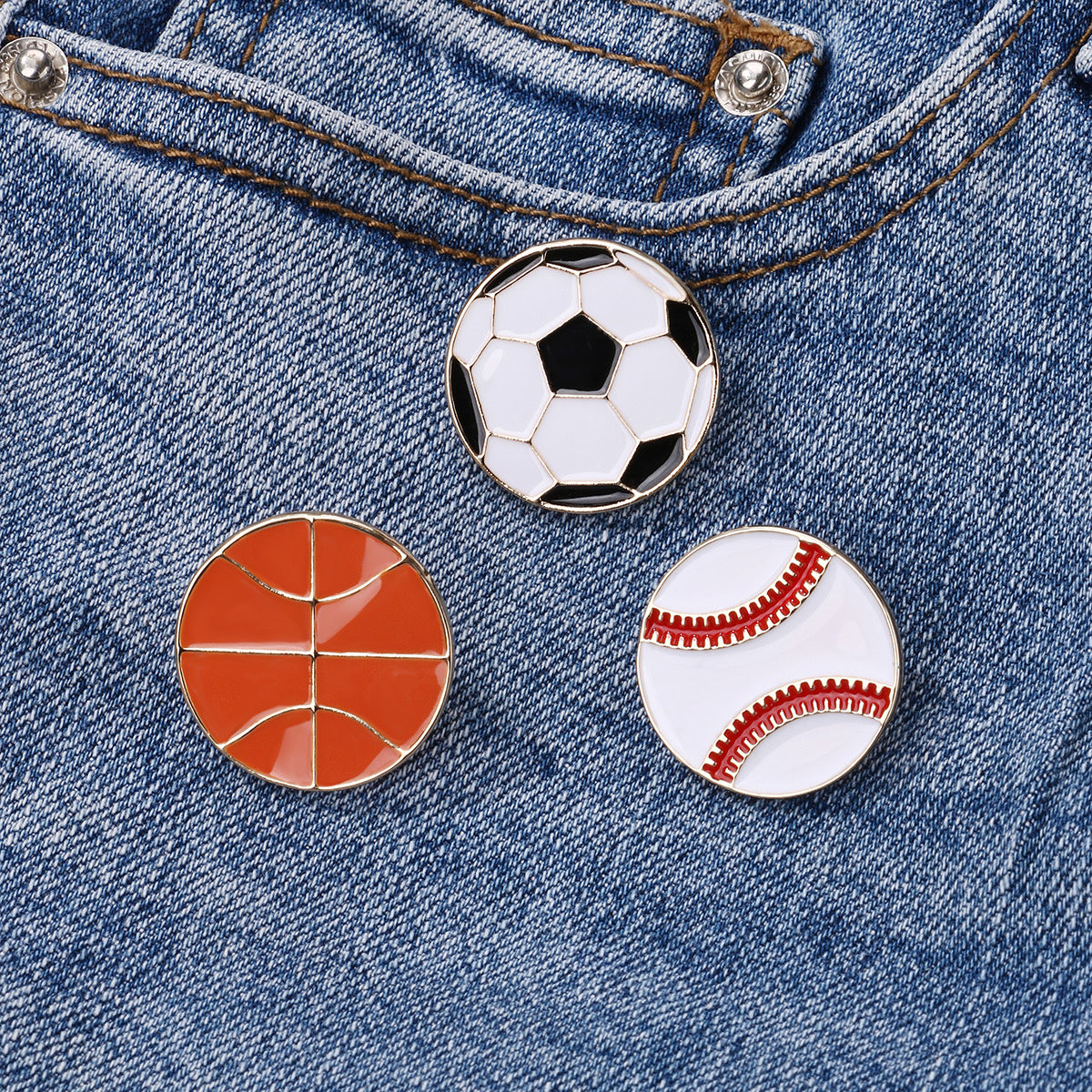 Lot de 3 Pin's Broches avec Carte - Ballon de Sport - Baseball Basket-Ball Football - Fantaisie - Alliage Email