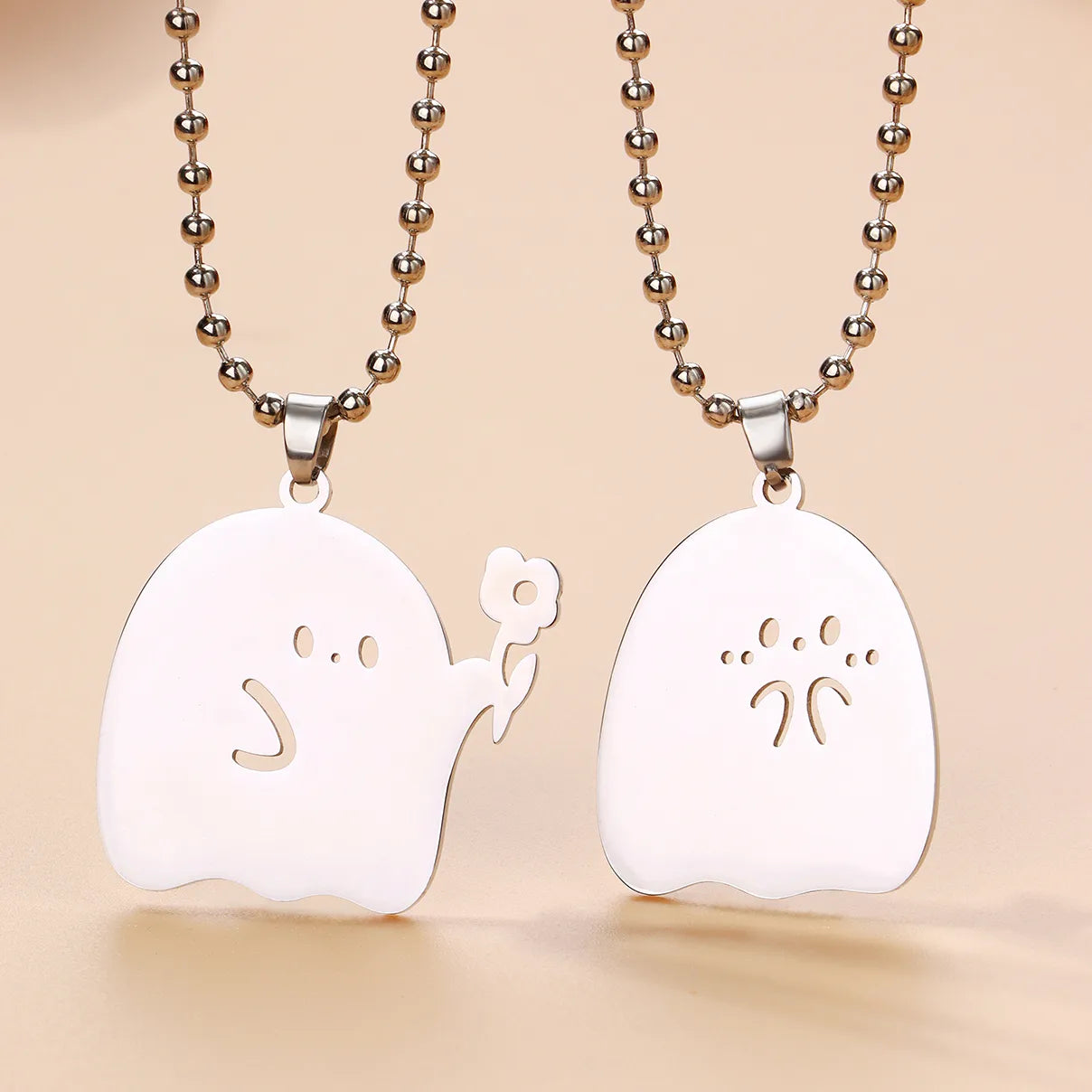 Lot de 2 Collier d'amitié - Fantôme tend une Fleur - BFF - Best Friends Forever - Pendentif Doré - Amitié - Halloween