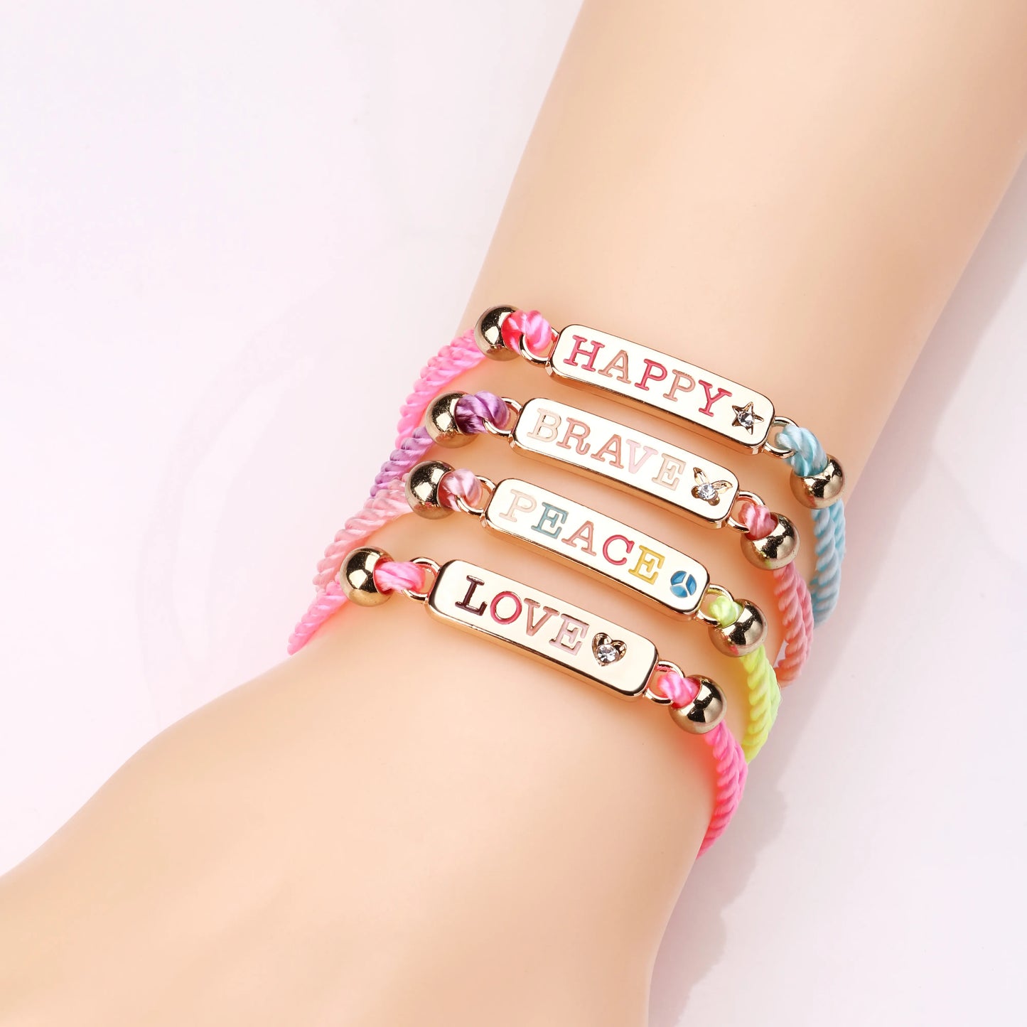 Lot de 4 Bracelets Cordon Réglable avec Carte - Love Peace Brave Happy - Mignon - Couleurs Fluo