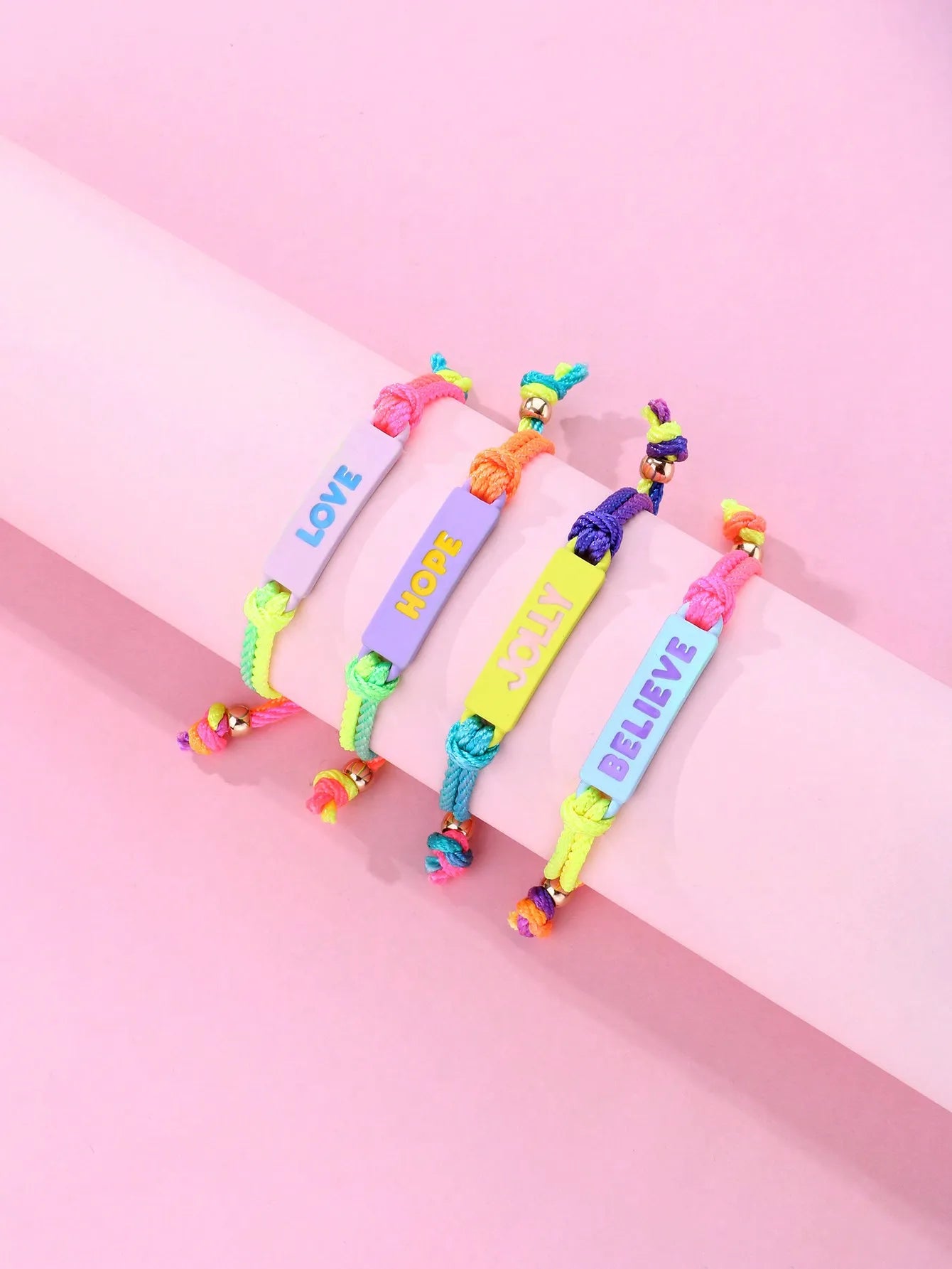 Lot de 4 Bracelets Cordon Réglable avec Carte - Love Hope Believe Jolly - Mignon - Couleurs Fluo