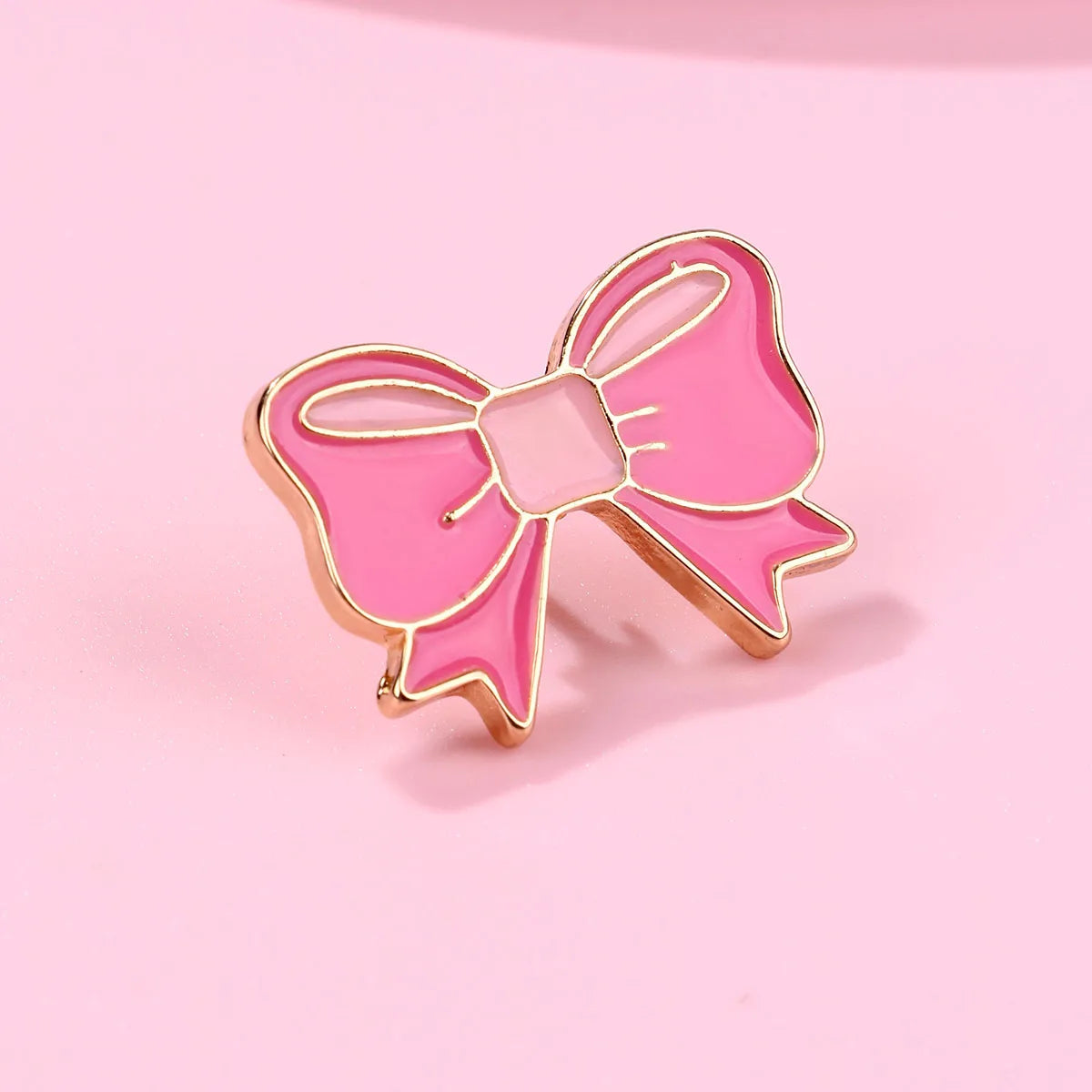 Pin's Broche avec Carte - Noeud Rose - Fantaisie - Alliage Email