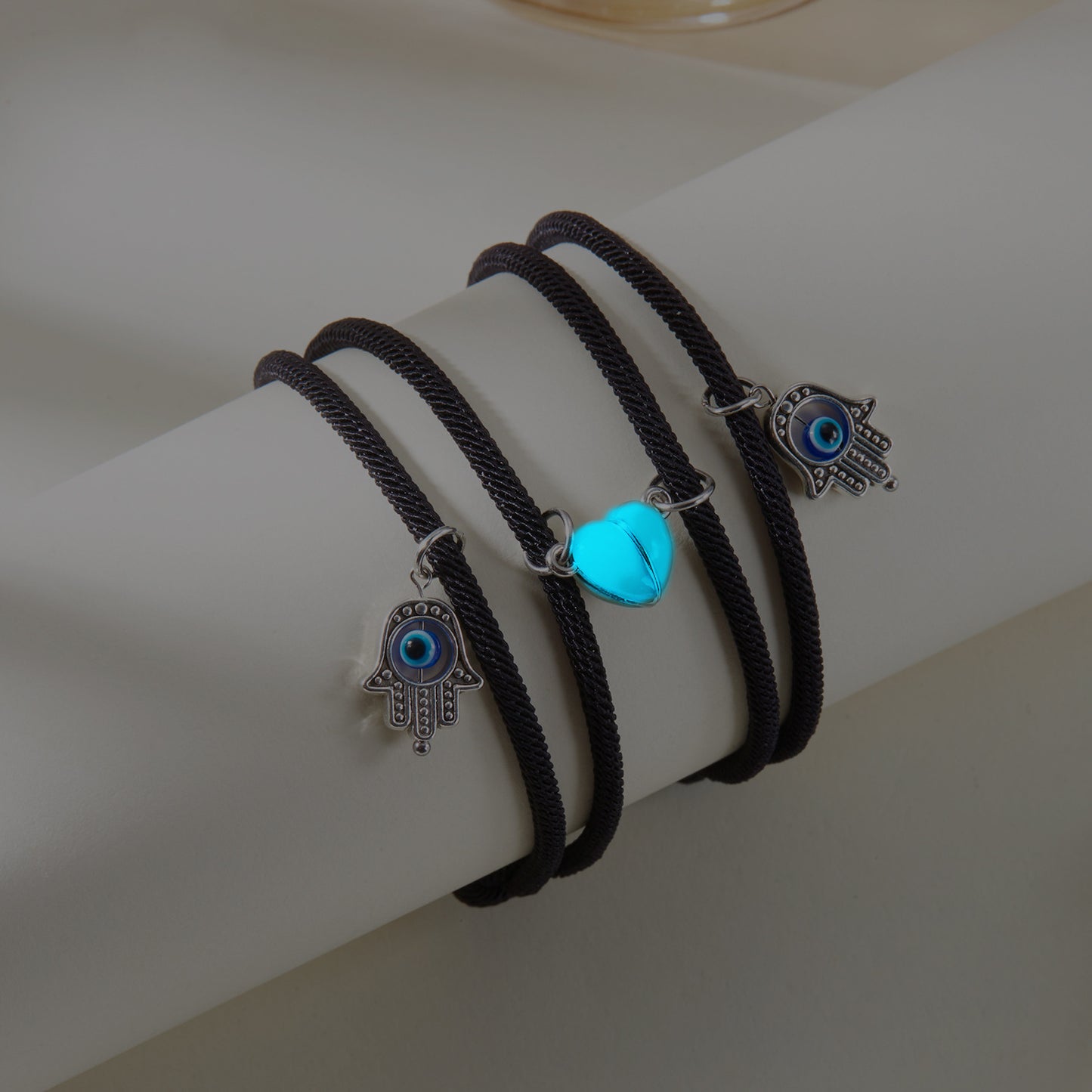 Lot de 2 Bracelets D'amitié Cordon Réglable - Mains Oeil ou Astronautes - Coeur Aimanté Phosphorescent - BFF - Amitié - Couple