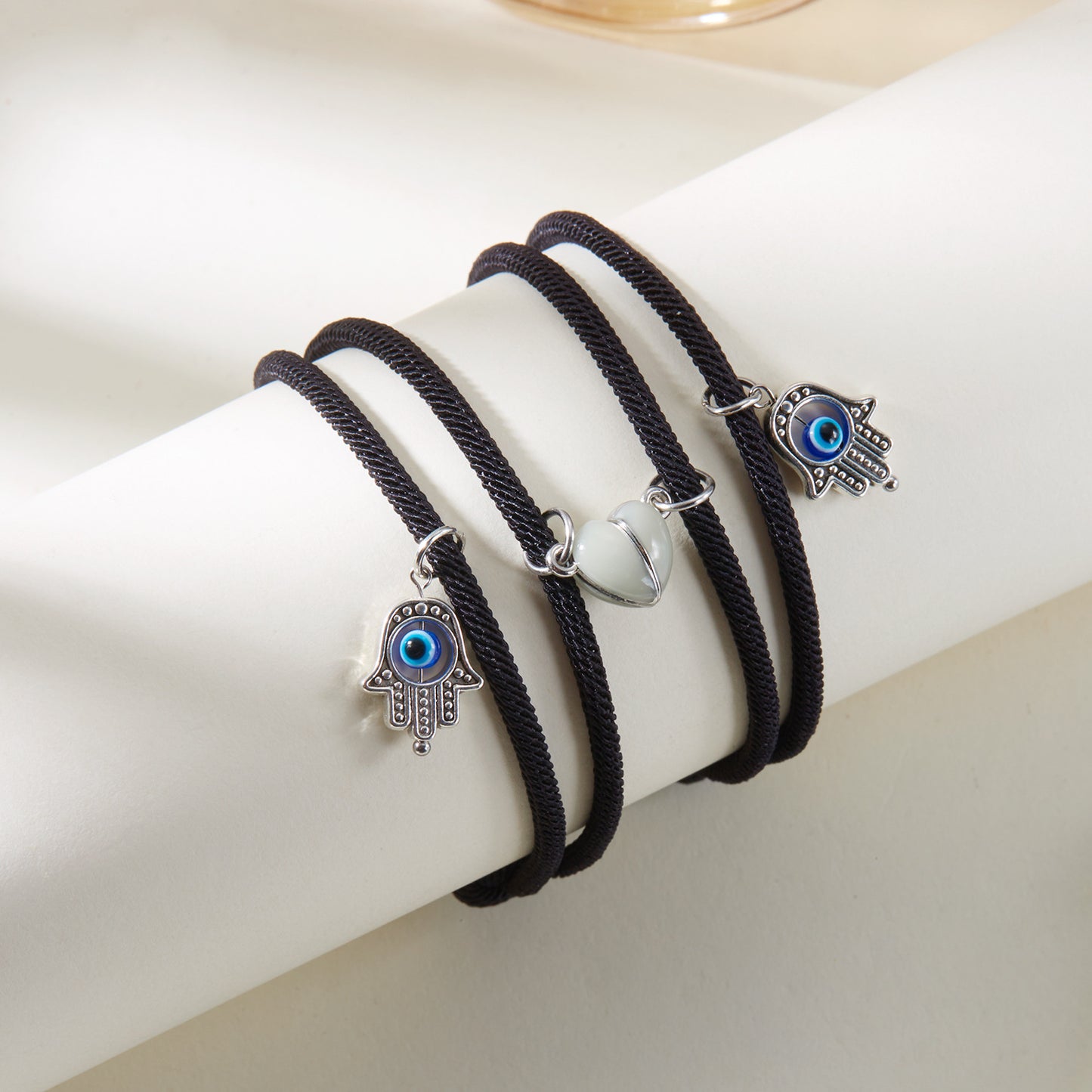 Lot de 2 Bracelets D'amitié Cordon Réglable - Mains Oeil ou Astronautes - Coeur Aimanté Phosphorescent - BFF - Amitié - Couple