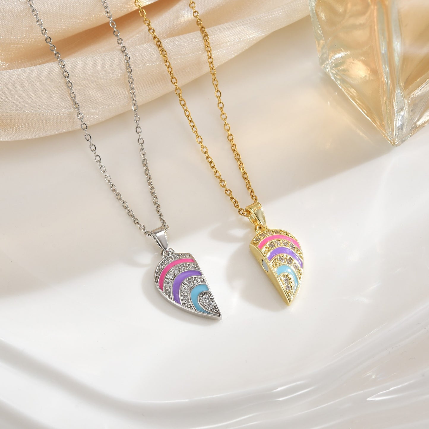CHILDREN - Set of 2 Heart Friendship Necklace Chains - BFF Best Friends Forever - Fantasy Multicolor Rainbow Heart - Magnetic Pendant