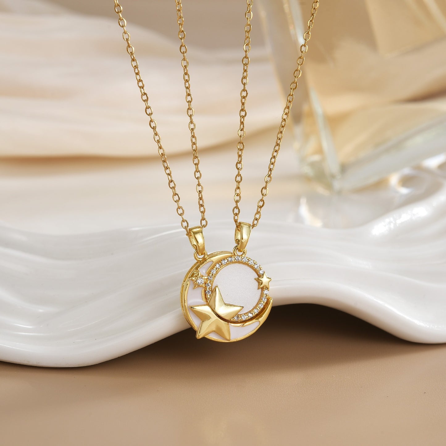 Lot de 2 Colliers D'amitié Avec Carte - Lune Soleil Etoile - BFF - Pendentif Aimanté - Colliers à partager - Acier Inoxydable