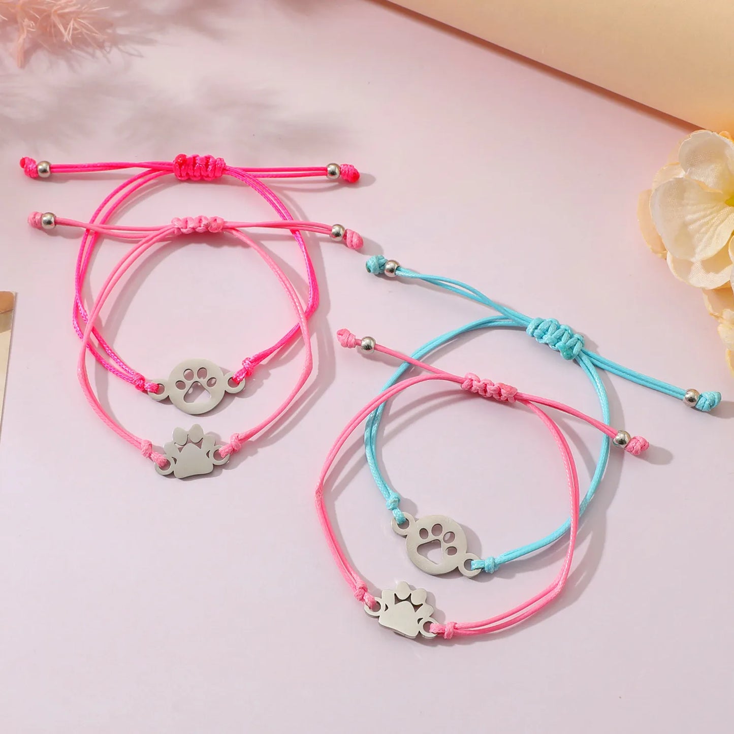 Lot de 2 Bracelets Cordon Réglable avec Carte - Mère Fille - Pate Chien Chat - Famille Parents Enfant Maman Fille - Acier Inoxydable