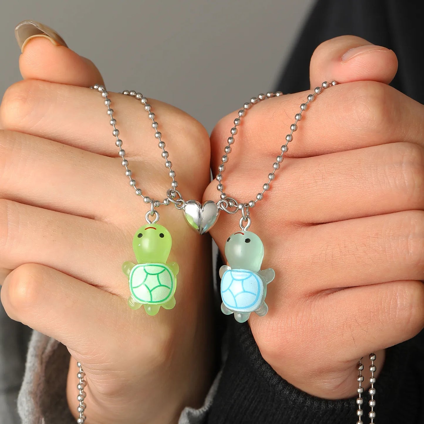 Lot de 2 Colliers D'amitié - Tortues Résine Phosphorescente - Pendentif Coeur Aimanté - BFF - Best Friends Forever - Amoureux Couple Amitié
