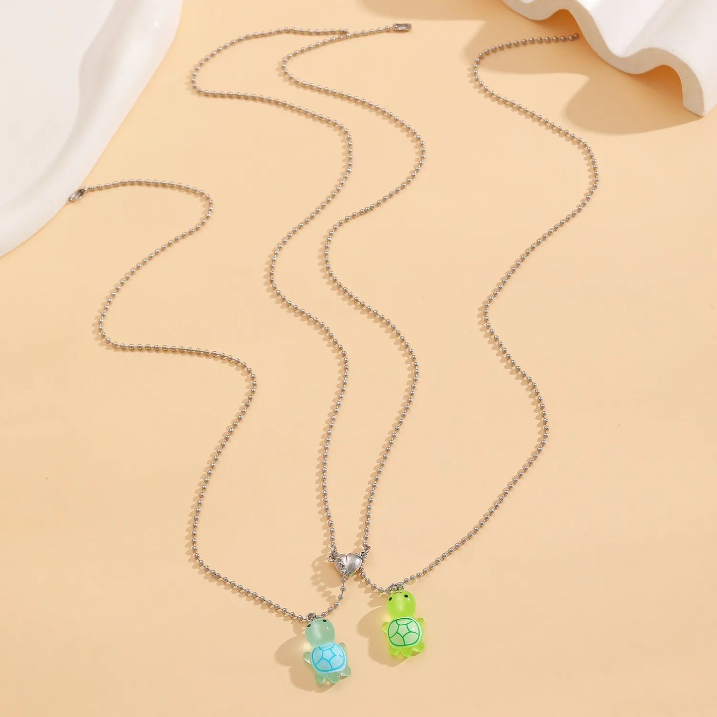 Lot de 2 Colliers D'amitié - Tortues Résine Phosphorescente - Pendentif Coeur Aimanté - BFF - Best Friends Forever - Amoureux Couple Amitié