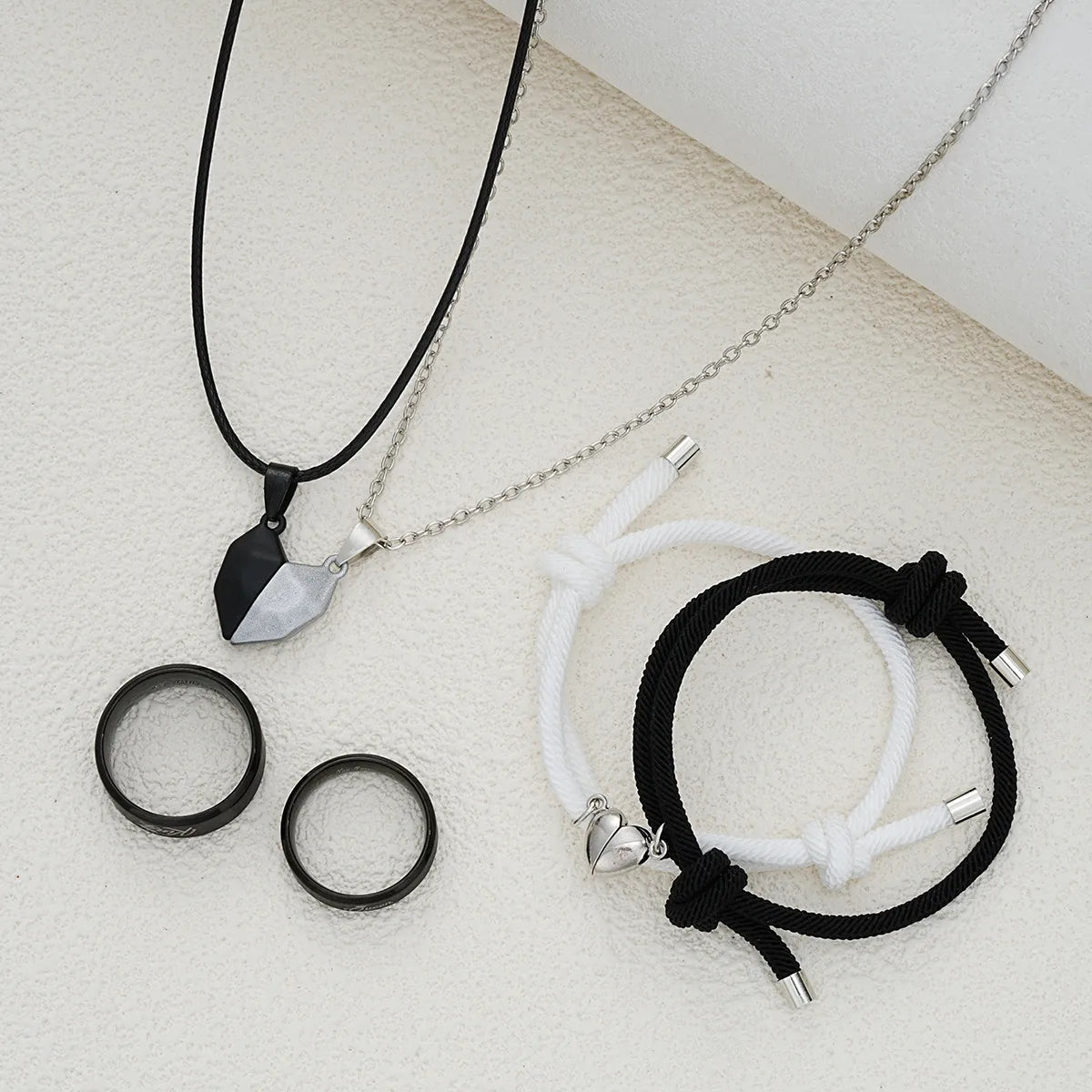 Parure 3 pièces À Partager - Colliers Bracelets Bagues - Coeur Aimanté - Amoureux - Couple BFF Saint Valentin - King Queen