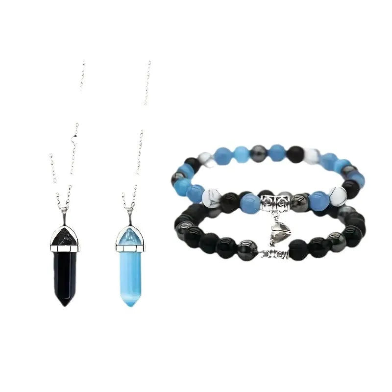 Set of 2 Friendship Necklaces Chains - Hip Hop Astronaut - BFF Best Friends Forever - Fantasy - Heart Magnetic Pendant - Lovers Couple
