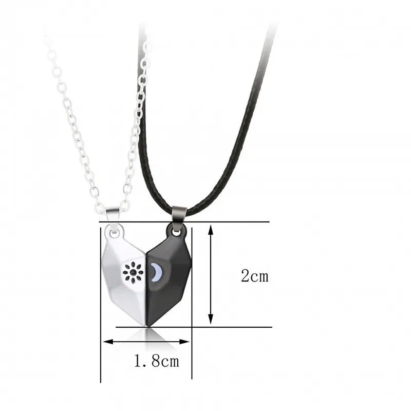 CHILDREN - Set of 2 Glitter Heart Friendship Necklace Chains - BFF Best Friends Forever - Fancy - Magnetic Pendant with Gold Chain