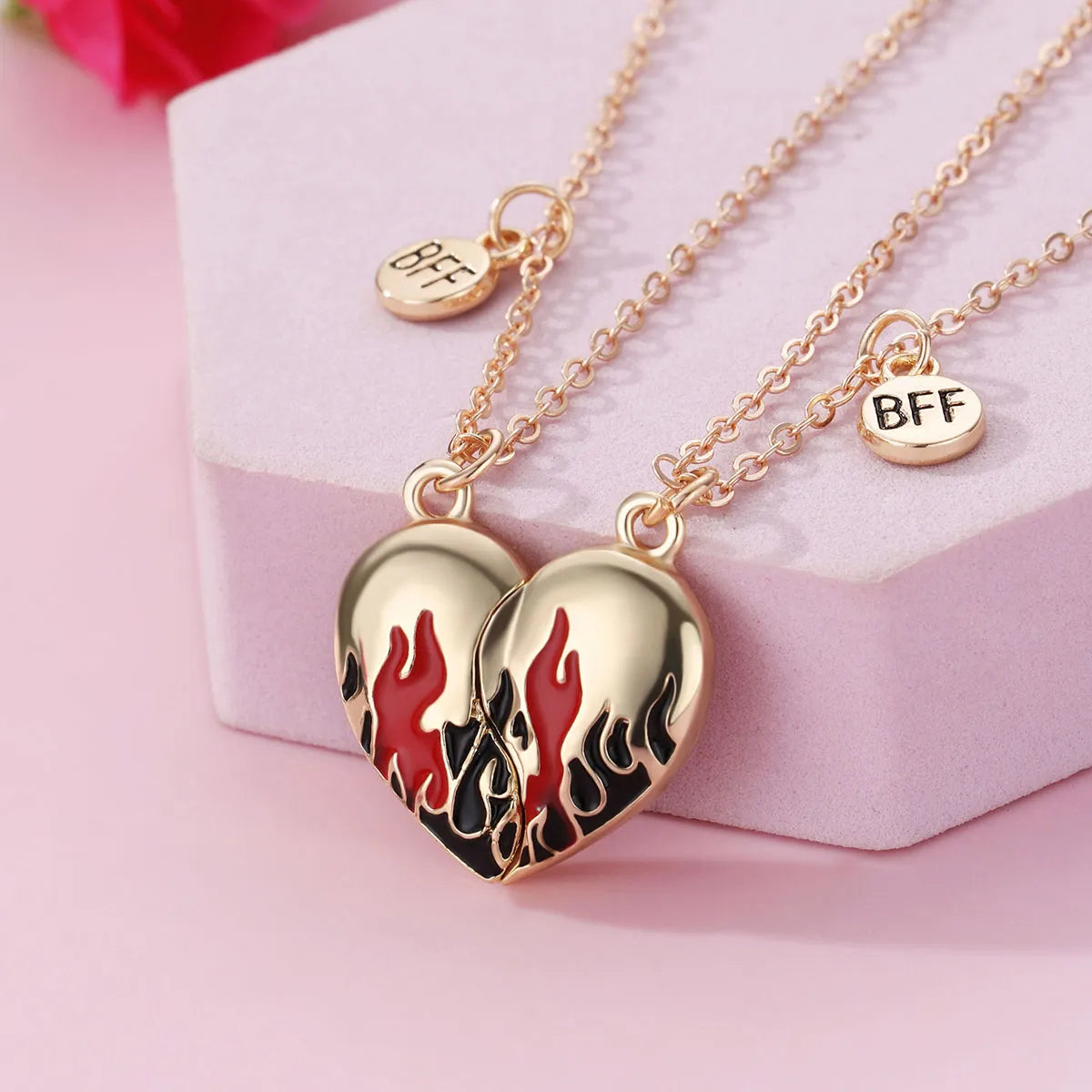 Lot de 2 Colliers D'amitié - Coeur Flammes Aimantées - BFF - Best Friends Forever - Fantaisie - Pendentif Aimanté
