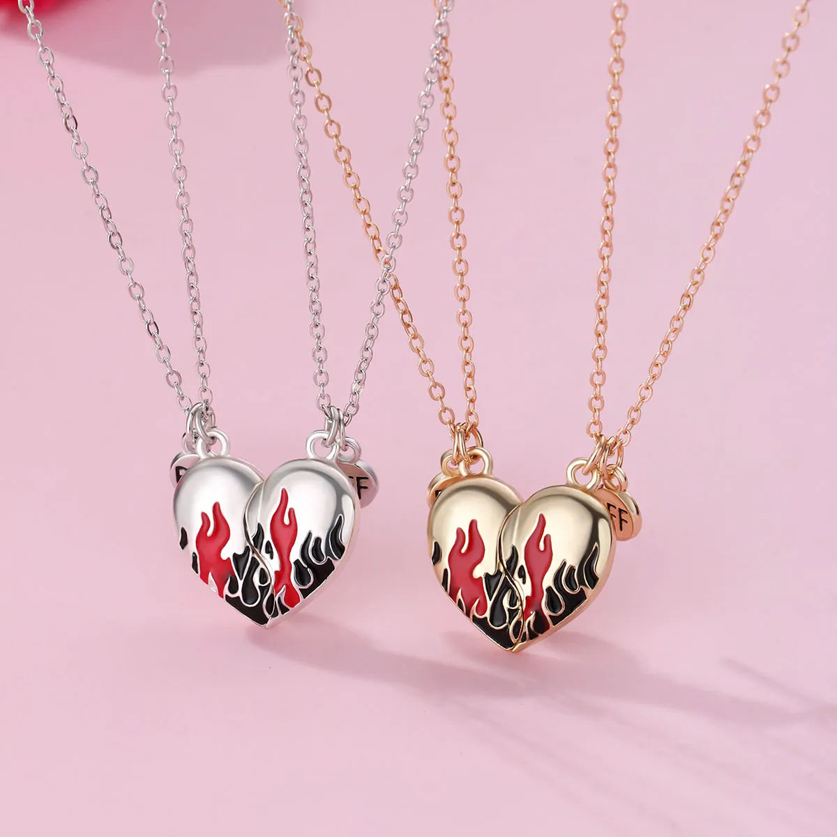 Lot de 2 Colliers D'amitié - Coeur Flammes Aimantées - BFF - Best Friends Forever - Fantaisie - Pendentif Aimanté