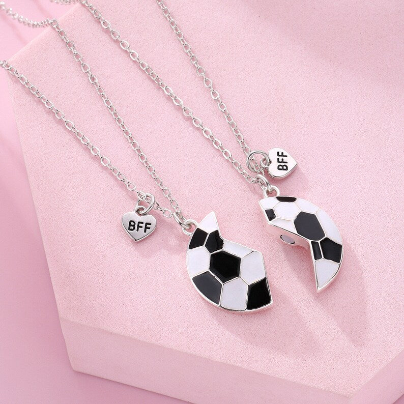 Lot de 2 Colliers D'amitié Aimanté - Ballon de Foot - BFF - Best Friends Forever - Amitié - Pendentif Aimanté - Colliers à Partager