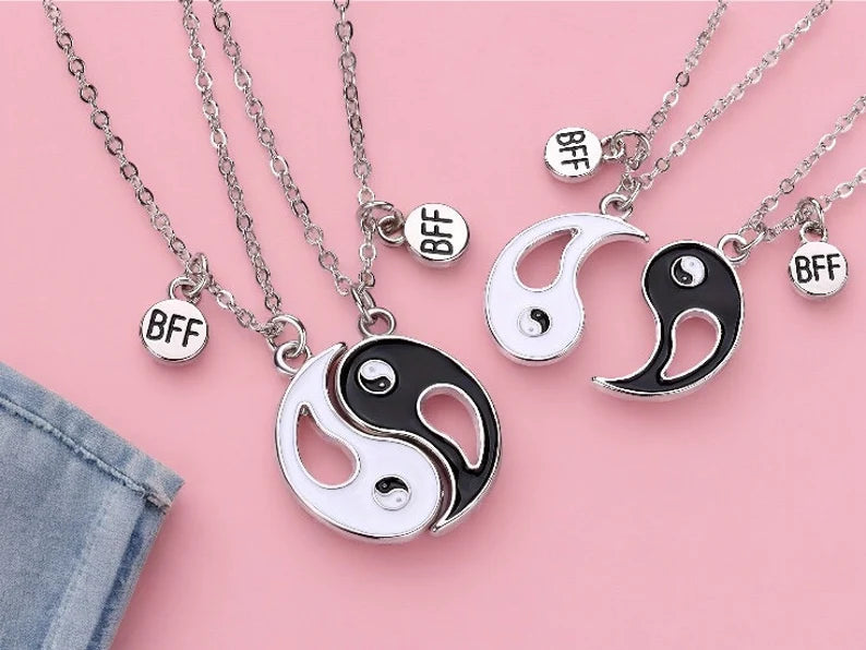 Lot de 2 Colliers D'amitié - Ying Yang - BFF - Best Friends Forever Amoureux Couple Amitié - collier Pendentif à Partager