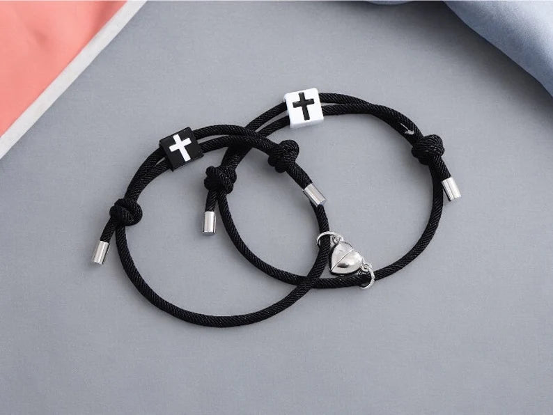 Lot de 2 Bracelets D'amitié Cordon Réglable - Croix - Best Friends Forever - BFF - Pendentif Aimanté Coeur - Amoureux Couple Amitié
