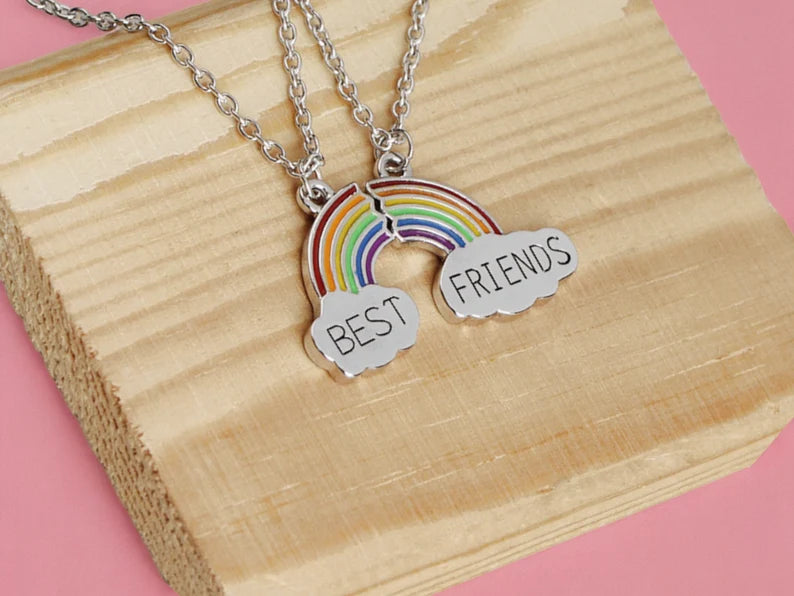 Set mit 2 Regenbogen-Wolken-Freundschaftsketten – BFF, beste Freunde für immer, Liebhaber oder Paar – Fantasie – Anhänger