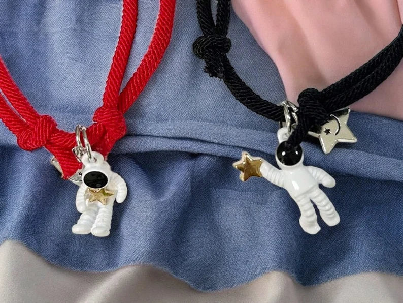 Set aus 2 verstellbaren Freundschaftsarmbändern mit Kordel, Best Friends Astronaut – BFF Best Friends Fantasy – magnetischer Herzanhänger – Liebespaar