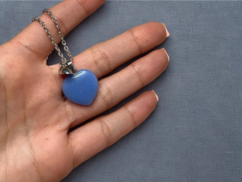 Set aus 2 Freundschaftsketten – phosphoreszierendes Herz – BFF beste Freunde – ausgefallen – magnetischer Herzanhänger – Paarliebhaber