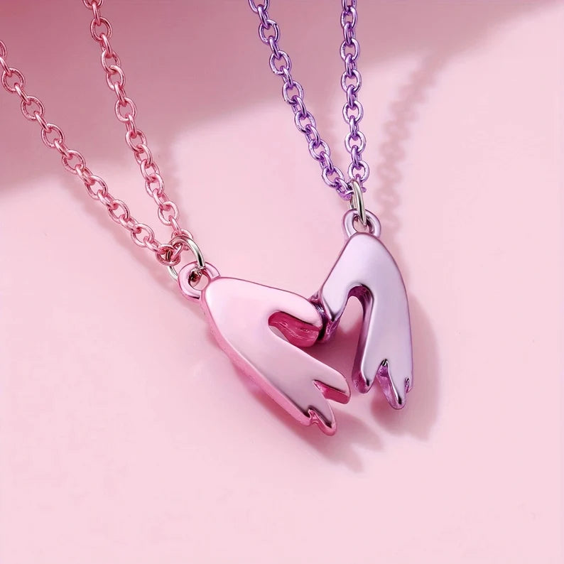 CHILD - Set of 2 Friendship Necklaces Hands together making Heart - BFF Best Friends Forever - Fantasy - Magnetic Pendant