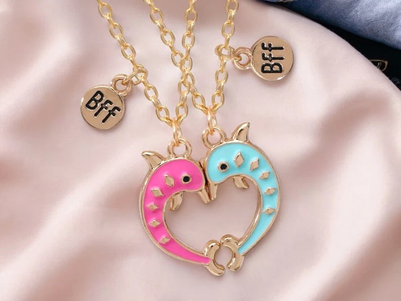 CHILDREN - Set of 2 Dolphin Heart Friendship Necklace Chains - BFF Best Friends Forever - Fancy - Magnetic Pendant with Gold Chain