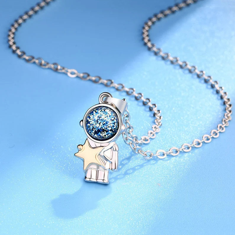 Set of 2 Chains Friendship Necklaces Projection Message Love Multiple Languages - Astronaut - BFF Best Friends - Fantasy - Lovers Couple