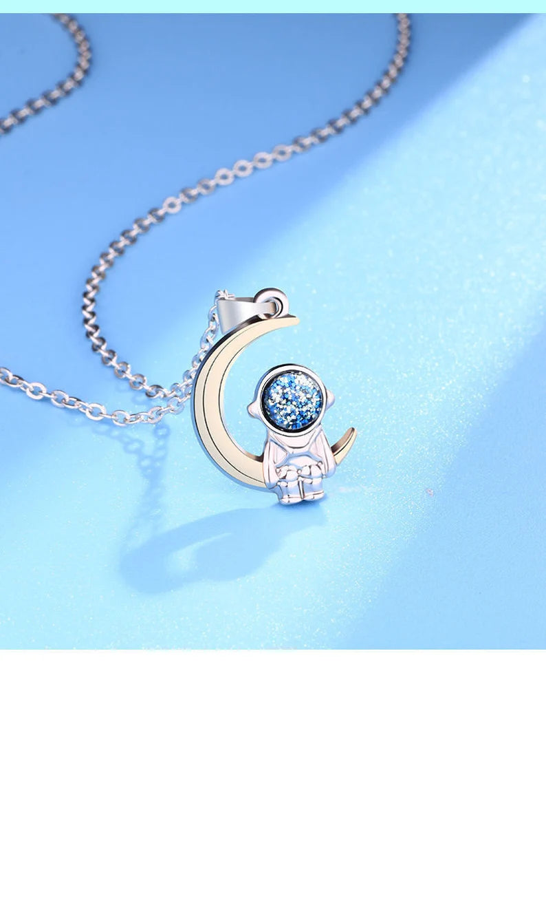 Set of 2 Chains Friendship Necklaces Projection Message Love Multiple Languages - Astronaut - BFF Best Friends - Fantasy - Lovers Couple