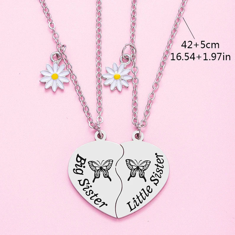 Lot de 2 Colliers Coeur - Soeurs - Famille Petite Soeur Grande Soeur - Fleurs Papillons - Pendentif Coeur - Acier Inoxydable