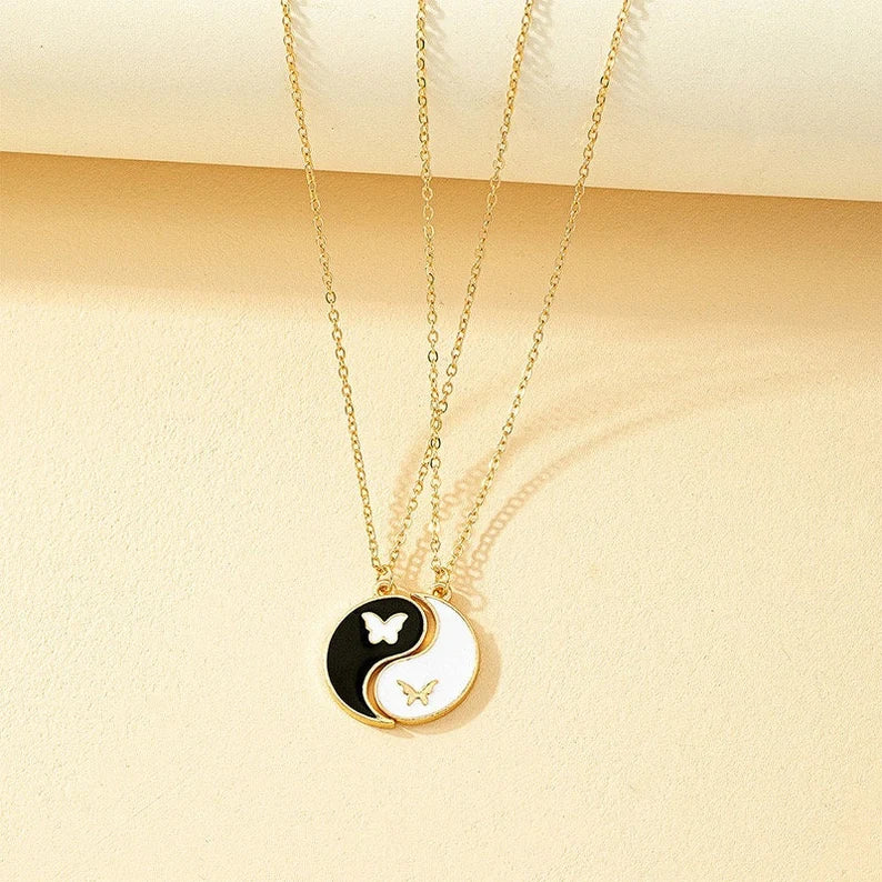 Lot de 2 Colliers D'amitié - Ying Yang - Papillon - BFF - Best Friends Forever - Pendentif Chaîne Doré - Amoureux Couple Amitié